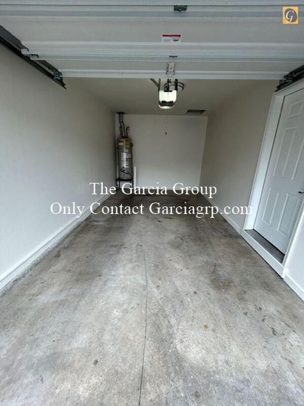 Building Photo - 3521 SE Vineyard Rd
