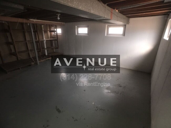 Building Photo - 720 Preakness Ln