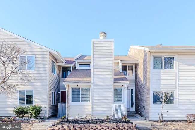 Building Photo - 13373 Hungerford Pl