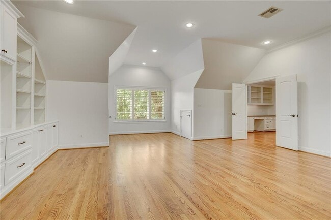 Building Photo - 3711 Tartan Ln