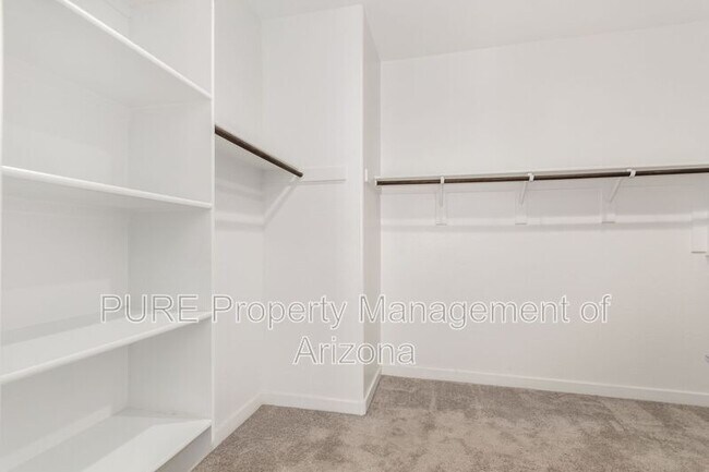 Building Photo - 9206 W Roma Ave