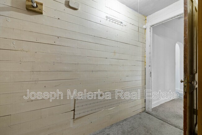 Building Photo - 44 Providence St