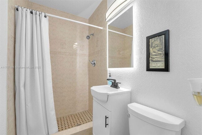 Building Photo - 4301 SW 85th Ave