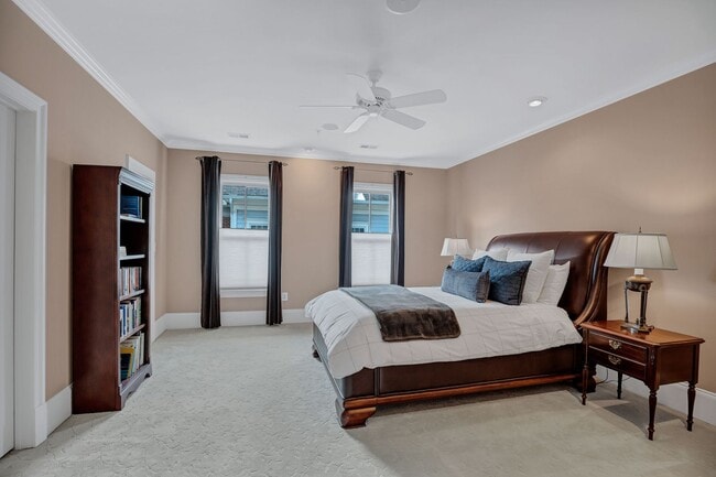 Building Photo - Stunning 4BR All-Brick End-Unit Townhome with Rooftop Terrace in Potomac Greens