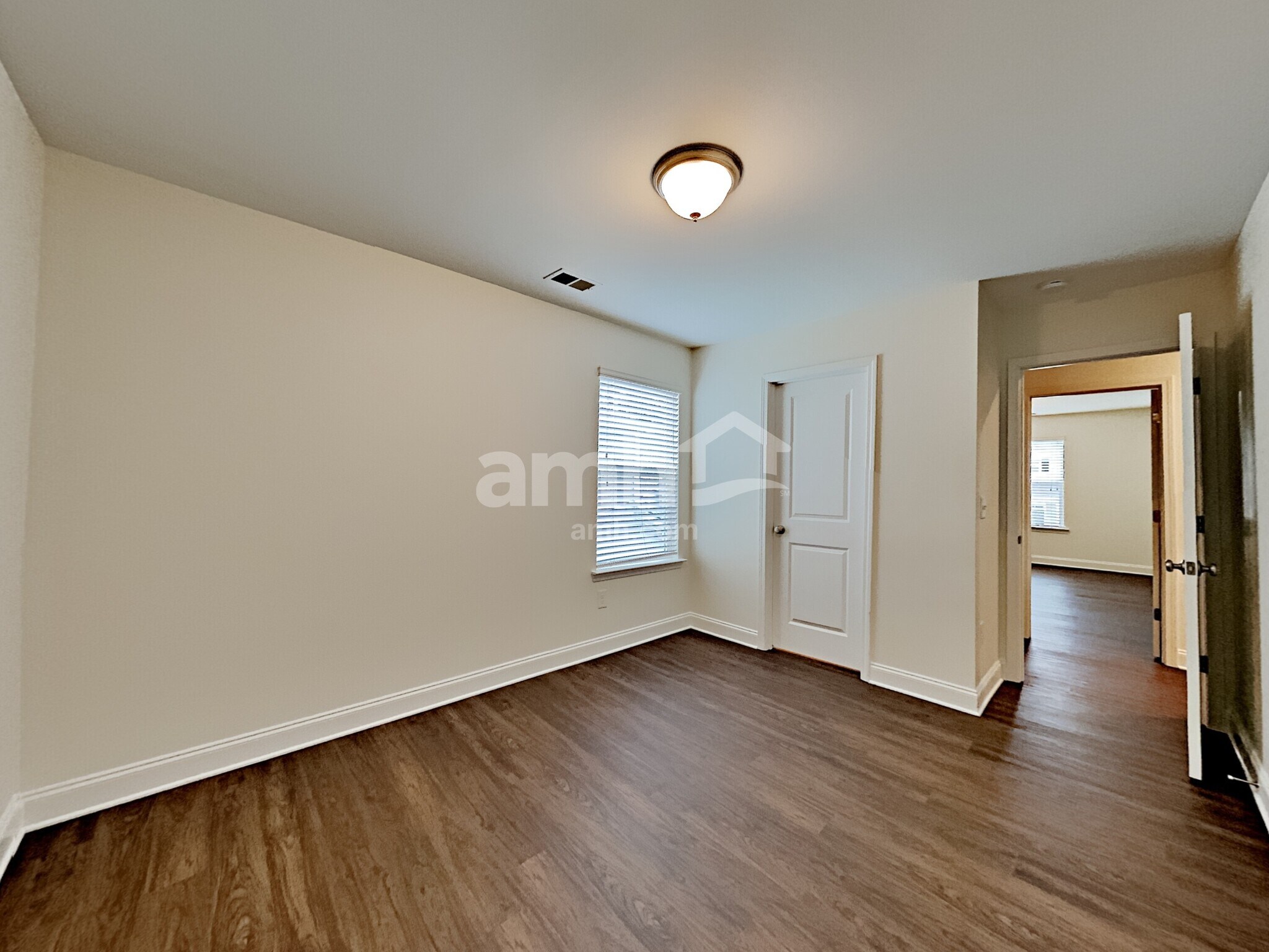 Building Photo - 117 Cobblestone Dr