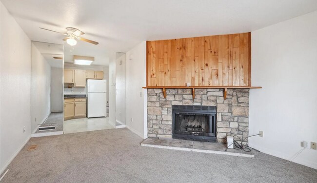 Building Photo - Charming 1 Bedroom, 1 Bathroom Available I...