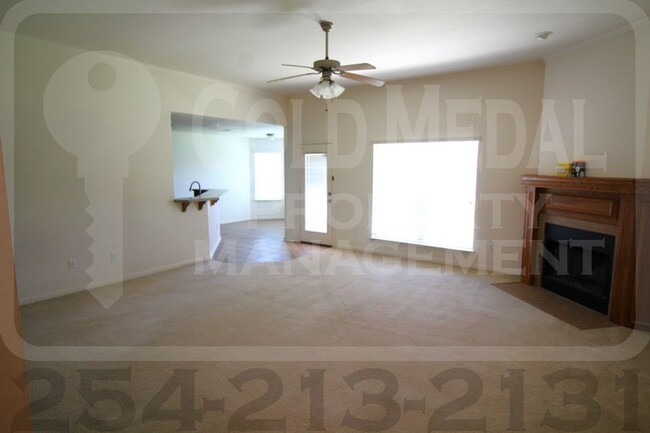 Building Photo - 3604 Llano Estacado Ct