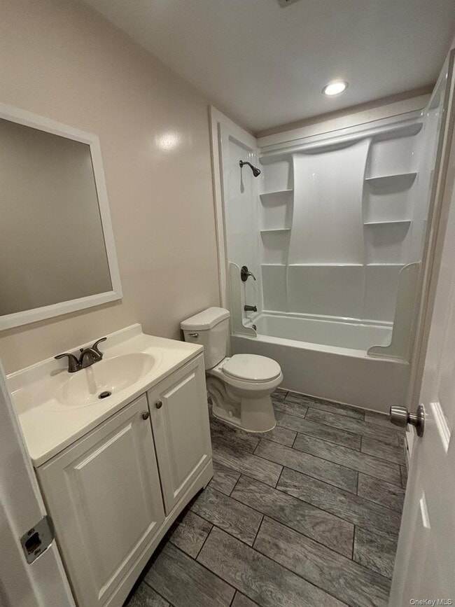 Building Photo - 855 Meade Ave