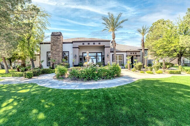 Building Photo - *MOVE-IN READY* GREAT UPPER LEVEL 2-BEDROO...