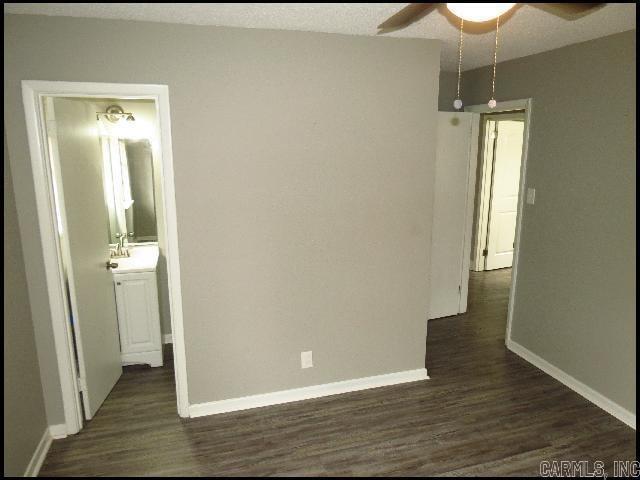 Building Photo - 5408 Halifax Dr