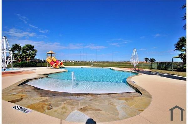 Building Photo - 2007 Casterly Ct