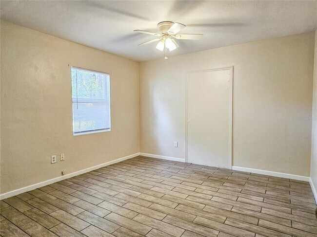 Building Photo - 1917 Casco St