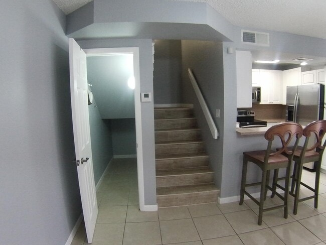 Building Photo - 8116 Severn Dr