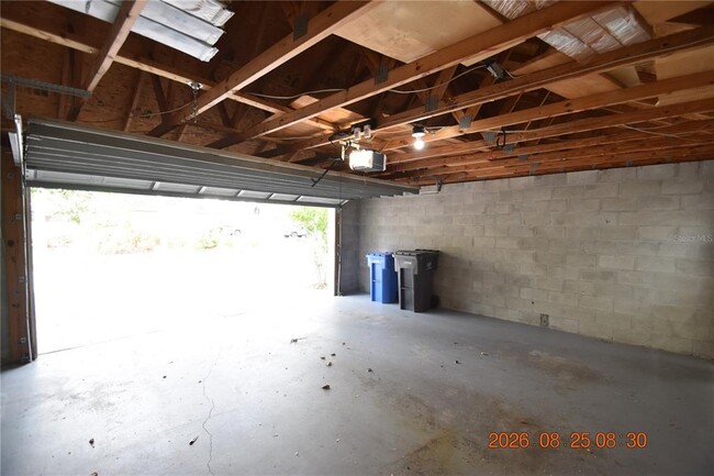 Building Photo - 11509 Fountainhead Dr