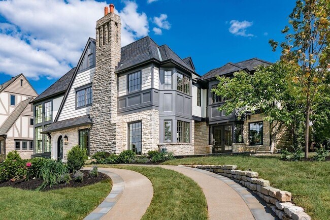 Building Photo - 2252 Club Rd