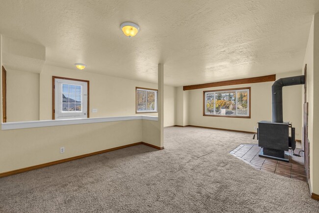 Building Photo - Old Town 2 bedroom - Lower Deer Valley Con...