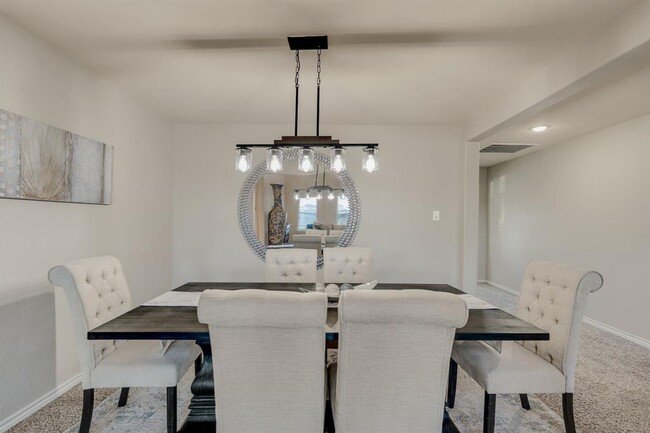 Building Photo - 18210 Stephanotis Trace