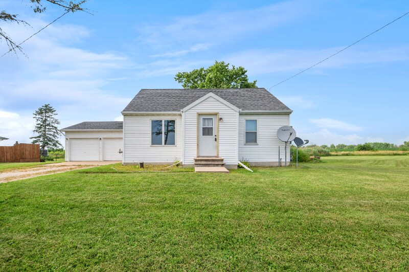 Building Photo - 4111 Luxemburg Rd