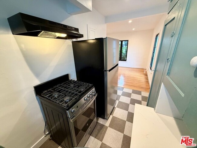 Building Photo - 7956 Norton Ave