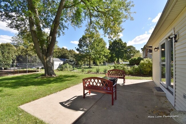 Building Photo - 9 S Northampton Dr