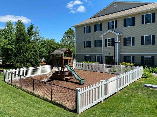 Building Photo - 30 Sentinel Court
