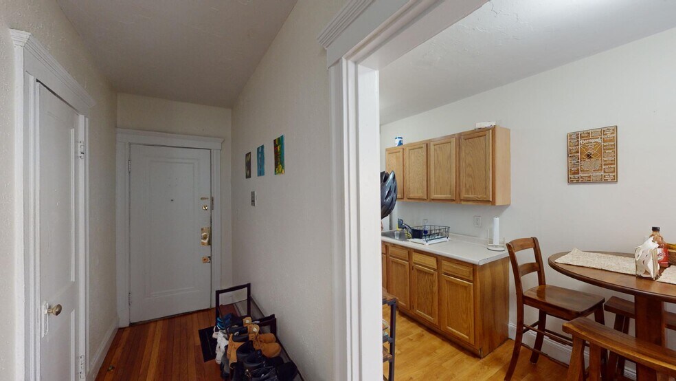 Building Photo - 1163 Boylston St