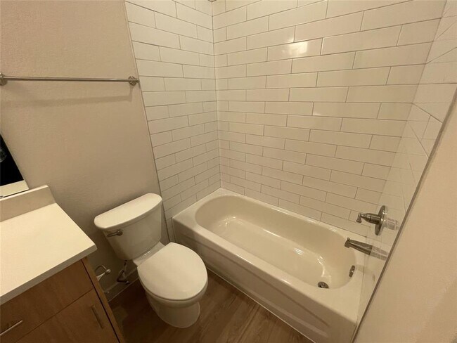 Building Photo - 2515 Appian Wy