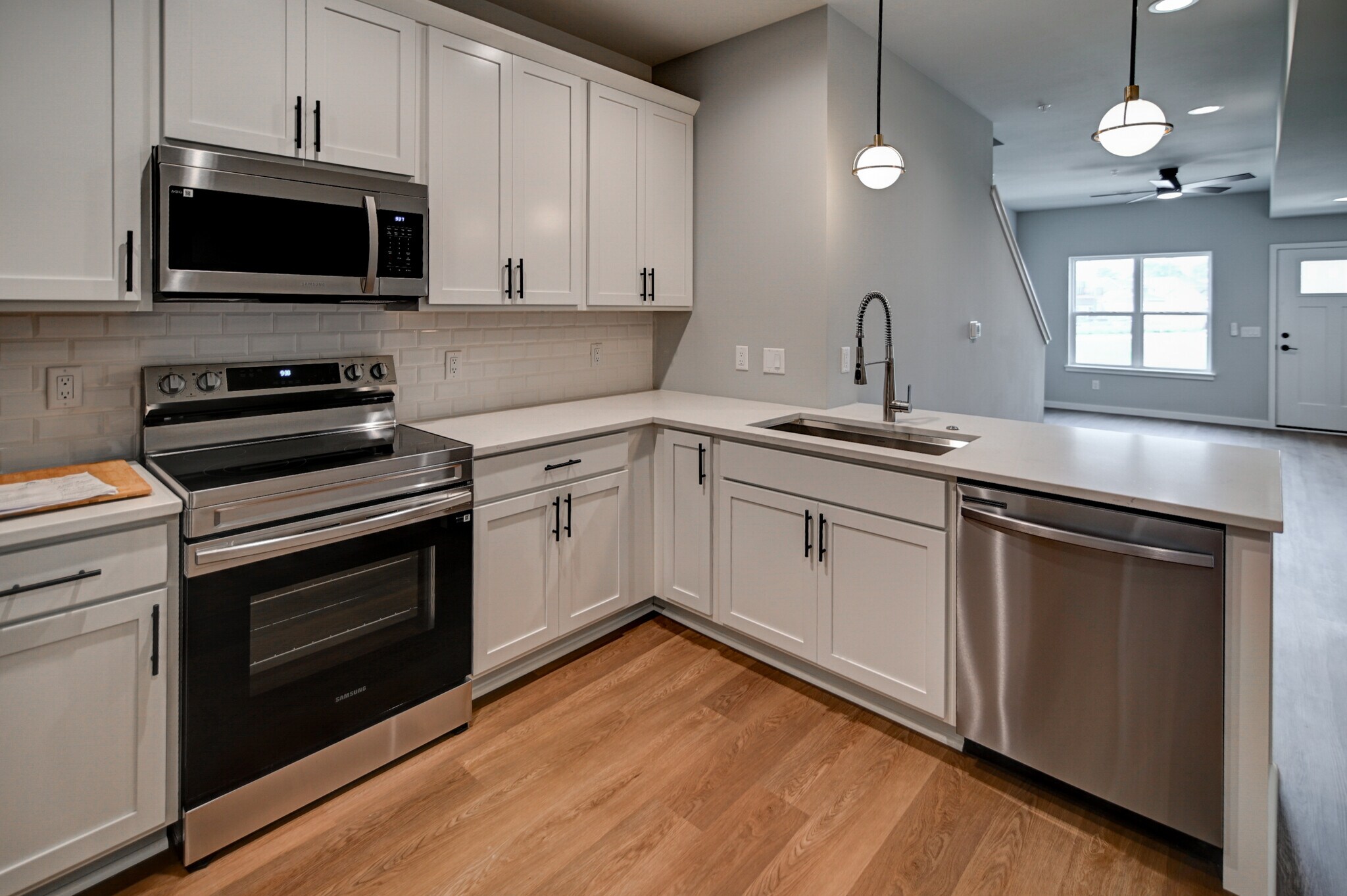 Building Photo - 2908 Radicchio Dr