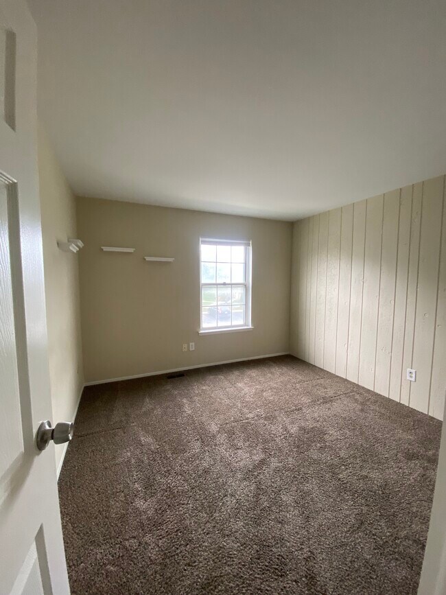 Building Photo - 34106 Garfield Cir