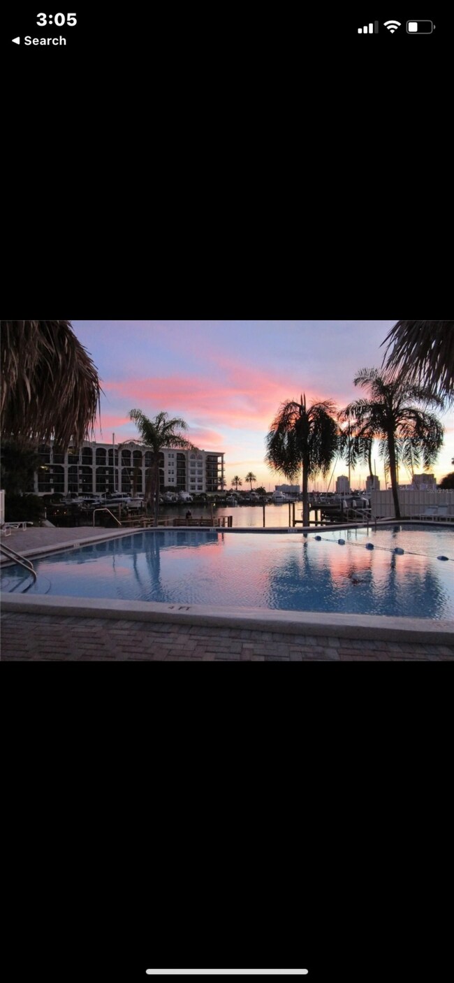 Building Photo - 255 Dolphin Point