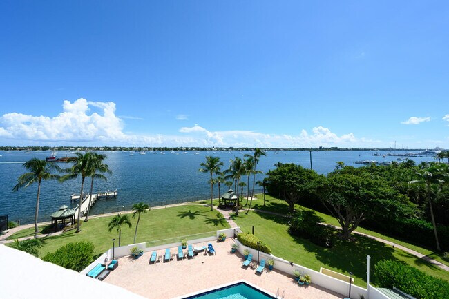 Building Photo - 5200 N Flagler Dr