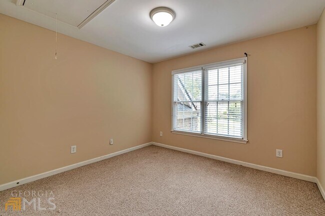 Building Photo - 12473 Huntington Trace Ln