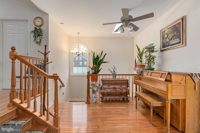 Building Photo - 308-310 E State St