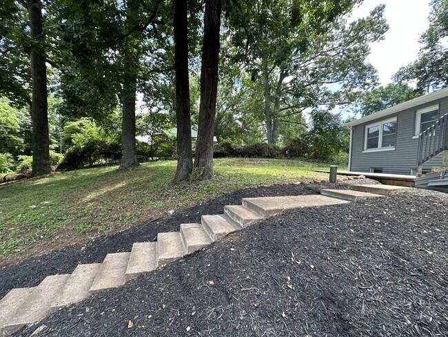 Building Photo - 12317 Metlock Rd