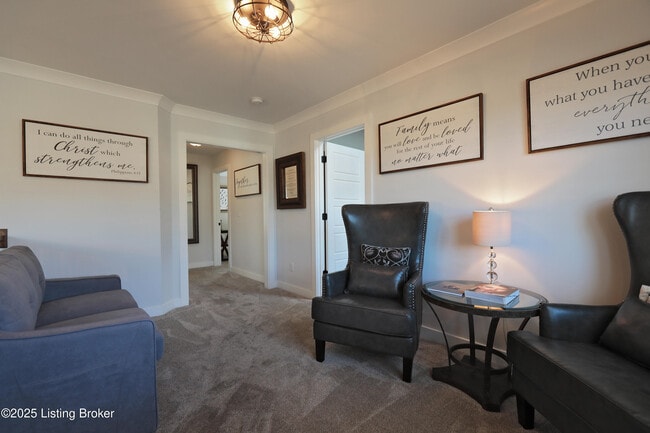 Building Photo - 14000 Glendower Dr