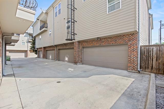 Building Photo - 3200 Ross Ave