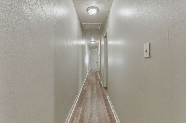 Building Photo - 1427 Connecticut St