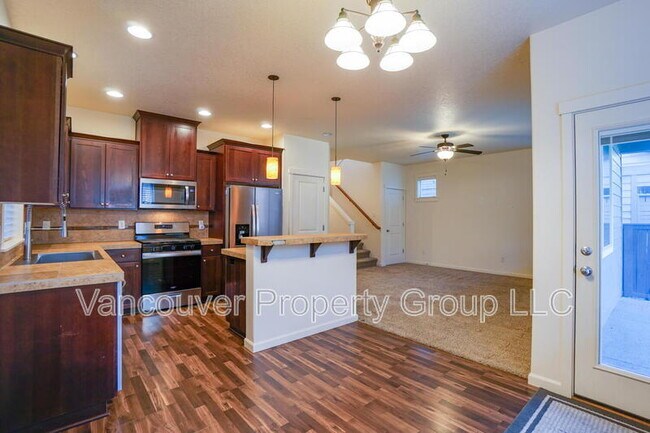 Building Photo - 4013 N Pioneer Canyon Dr
