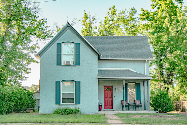 Building Photo - 619 Griffin Ave