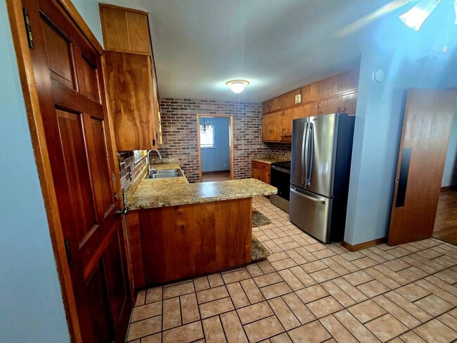 Building Photo - 101 Madora Dr