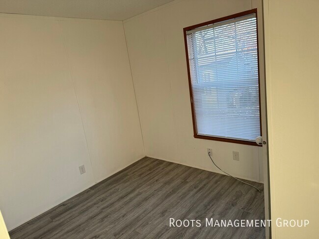 Building Photo - Home Available to Lease - Apply Today!