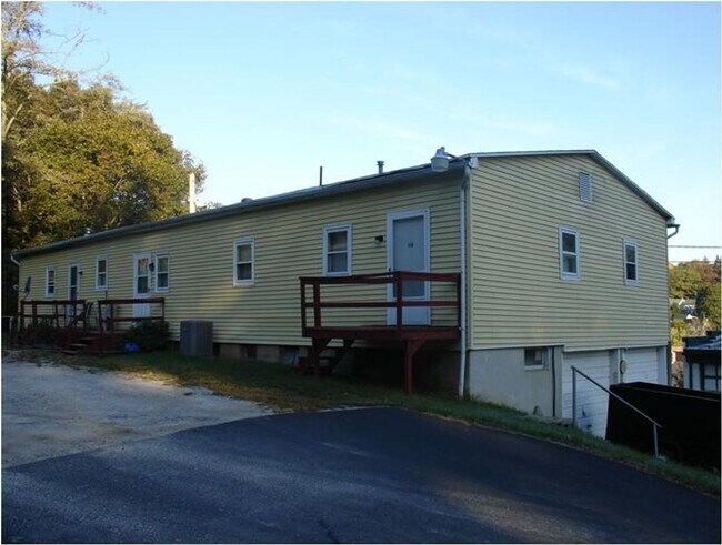 Primary Photo - Apartment