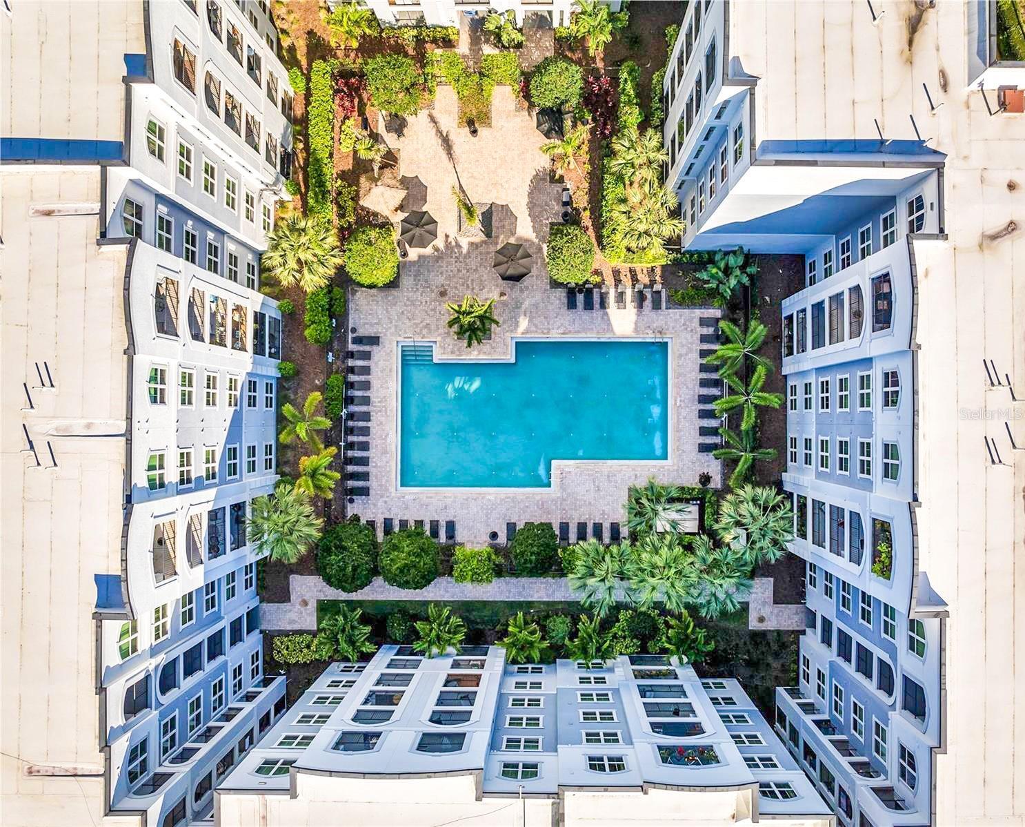 Building Photo - 202 E South St