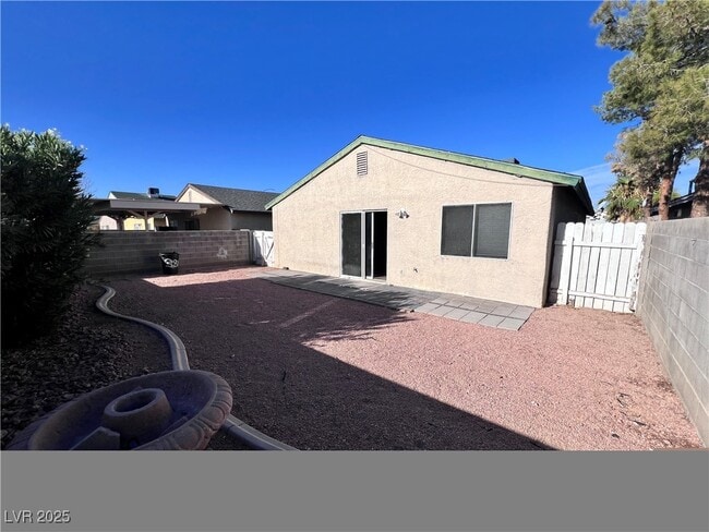 Building Photo - 3880 N Blue Wave Dr