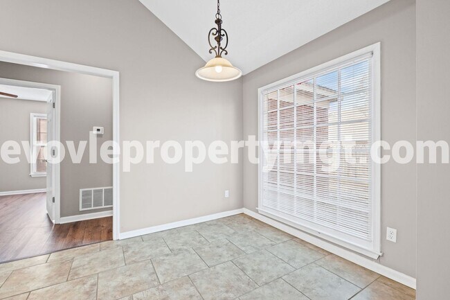 Building Photo - 4431 Boone Manor Dr