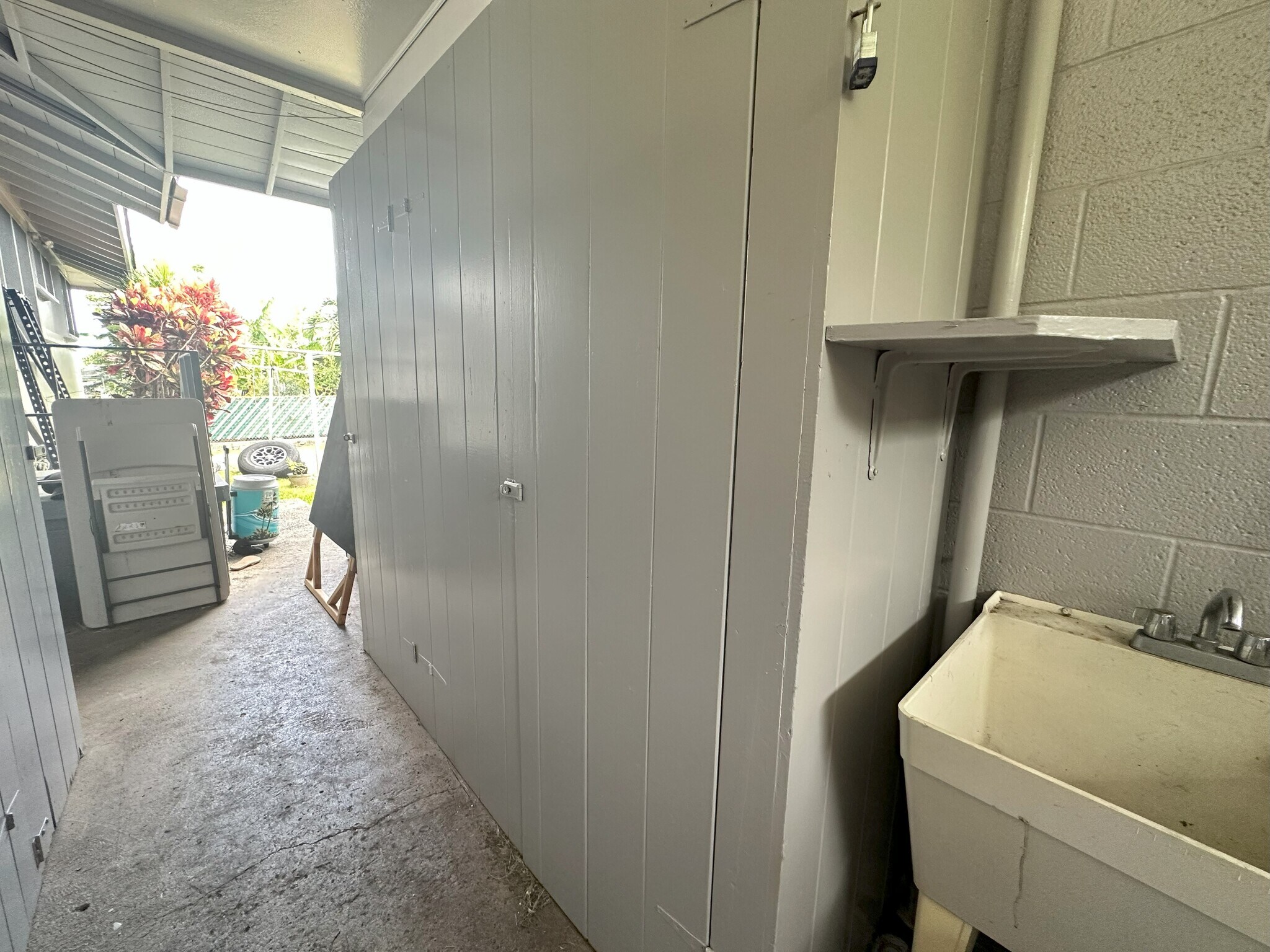 Additional storage - 1816 Kaikunane Loop