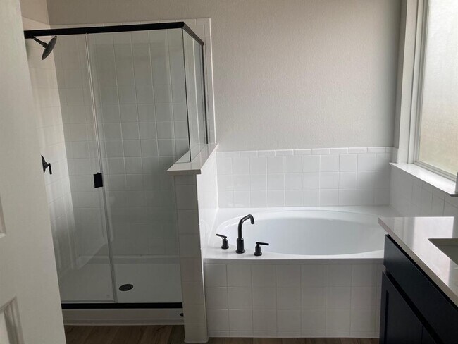 Building Photo - 2131 Alice Jay Wy