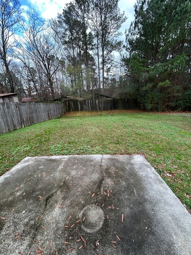 Building Photo - 3/2.5 Nice Townhouse in Armuchee- $1,350
