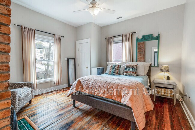 Building Photo - 625 Luttrell St