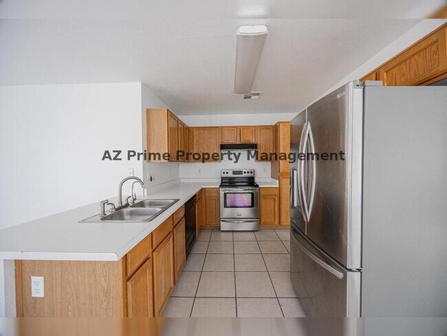 Building Photo - 10864 W Devonshire Ave